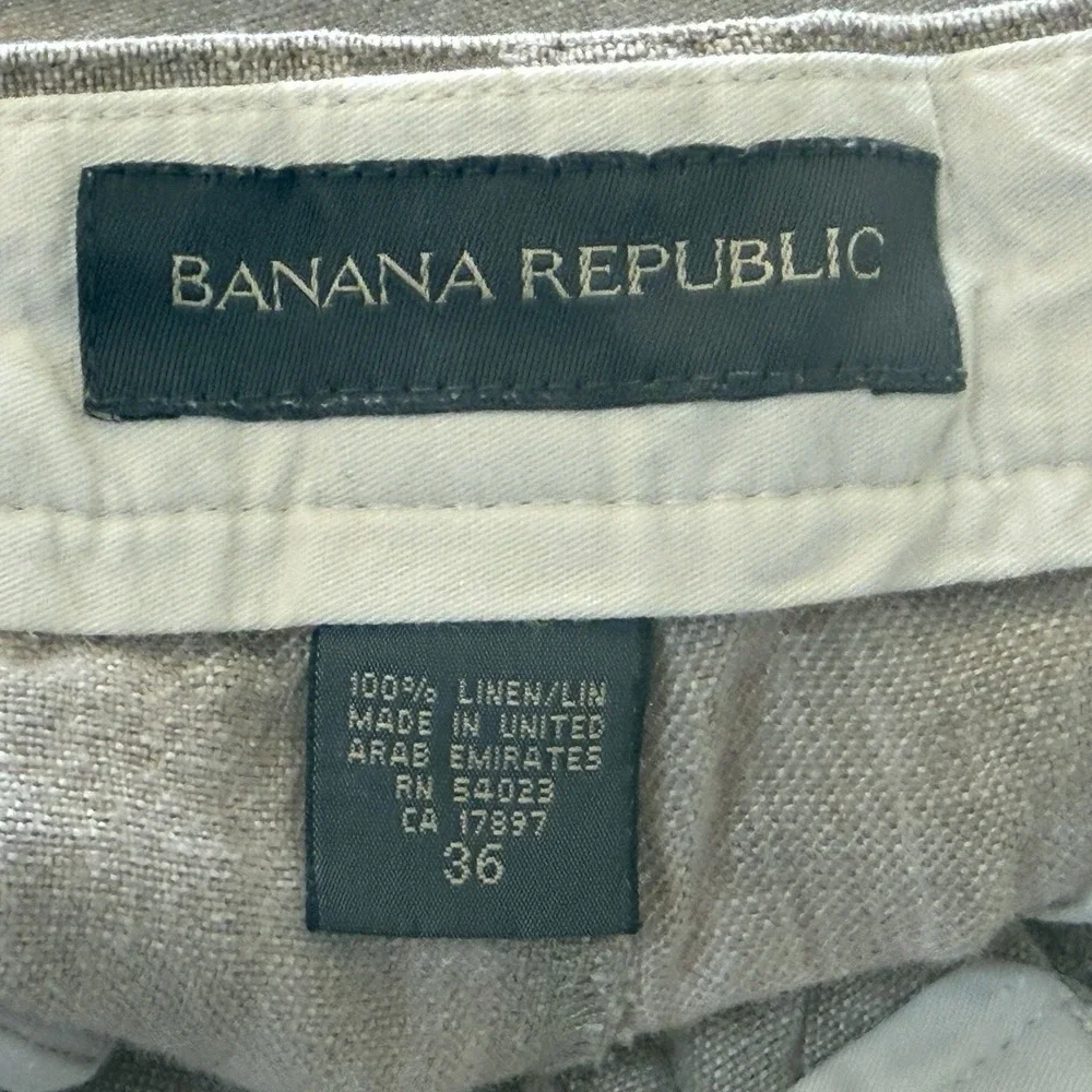 Banana Republic Chino Shorts Mens Sz 36 Natural 100% Linen Pleated Front Preppy